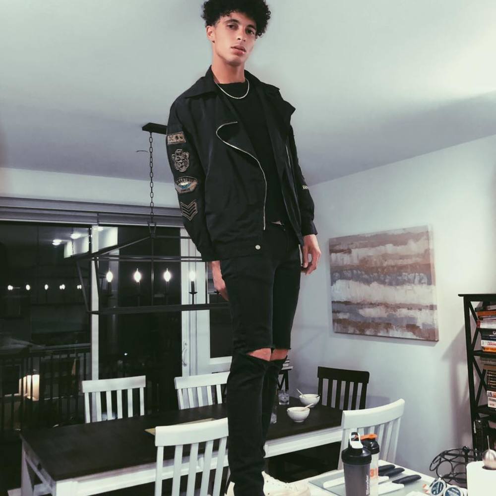 Meet your Posher, Brandon